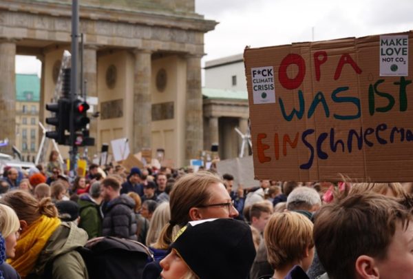 2280x768 Klimastreik